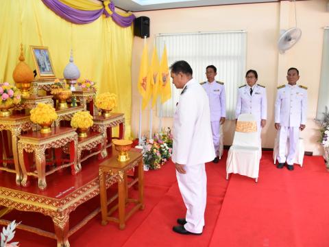 พิธีรับพระราชทานพระบรมฉายาลักษณ์ พระบาทสมเด็จพระเจ้าอยู่หัว และสมเด็จพระนางเจ้า ฯ พระบรมราชินี