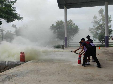โครงการฝึกอบรมดับเพลิงขั้นพื้นฐานในสถานศึกษา ประจำปีงบประมาณ 2569 วันที่ 14 สิงหาคม 2569 ณ โรงเรียนบ้านว่านเขื่อนค้อวิทยา จัดโดย งานป้องกันและบรรเทาสาธารณภัย สำนักปลัด องค์การบริหารส่วนตำบลโคกสะอาด อำเภอลำปลายมาศ จังหวัดบุรีรัมย์