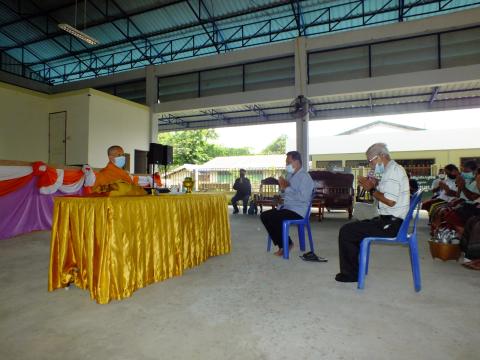 โครงการอบรมและส่งเสริมผู้สูงวัยใส่ใจสุขภาพ ประจำปีงบประมาณ 2565 วันที่ 17 มิถุนายน 2565 ณ หอประชุมองค์การบริหารส่วนตำบลโคกสะอาด