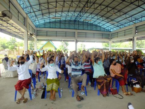 โครงการอบรมและส่งเสริมผู้สูงวัยใส่ใจสุขภาพ ประจำปีงบประมาณ 2565 วันที่ 17 มิถุนายน 2565 ณ หอประชุมองค์การบริหารส่วนตำบลโคกสะอาด